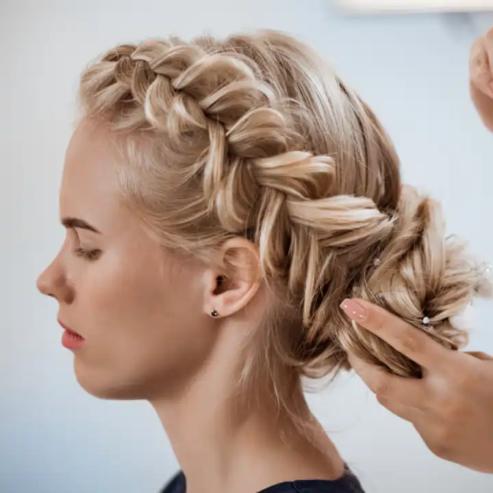 Hochsteckfrisuren von FrisurZeit